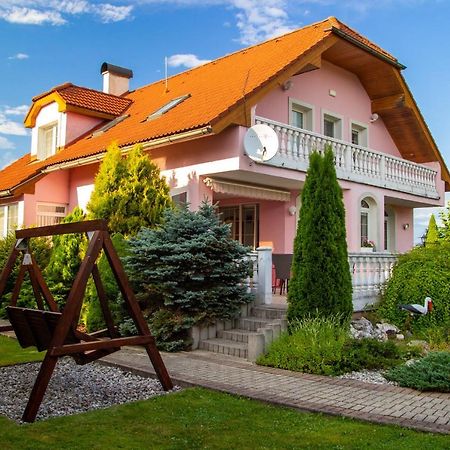Wow Liptov Holiday House Liptovský Mikuláš Exteriör bild