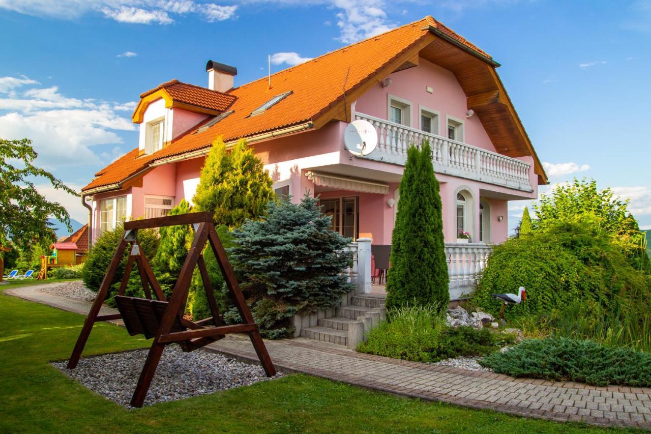 Wow Liptov Holiday House Liptovský Mikuláš Exteriör bild